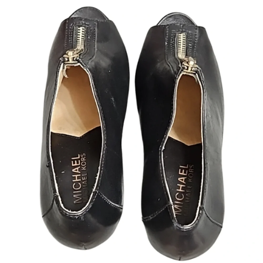Michael Kors Black Booties Size 6 M